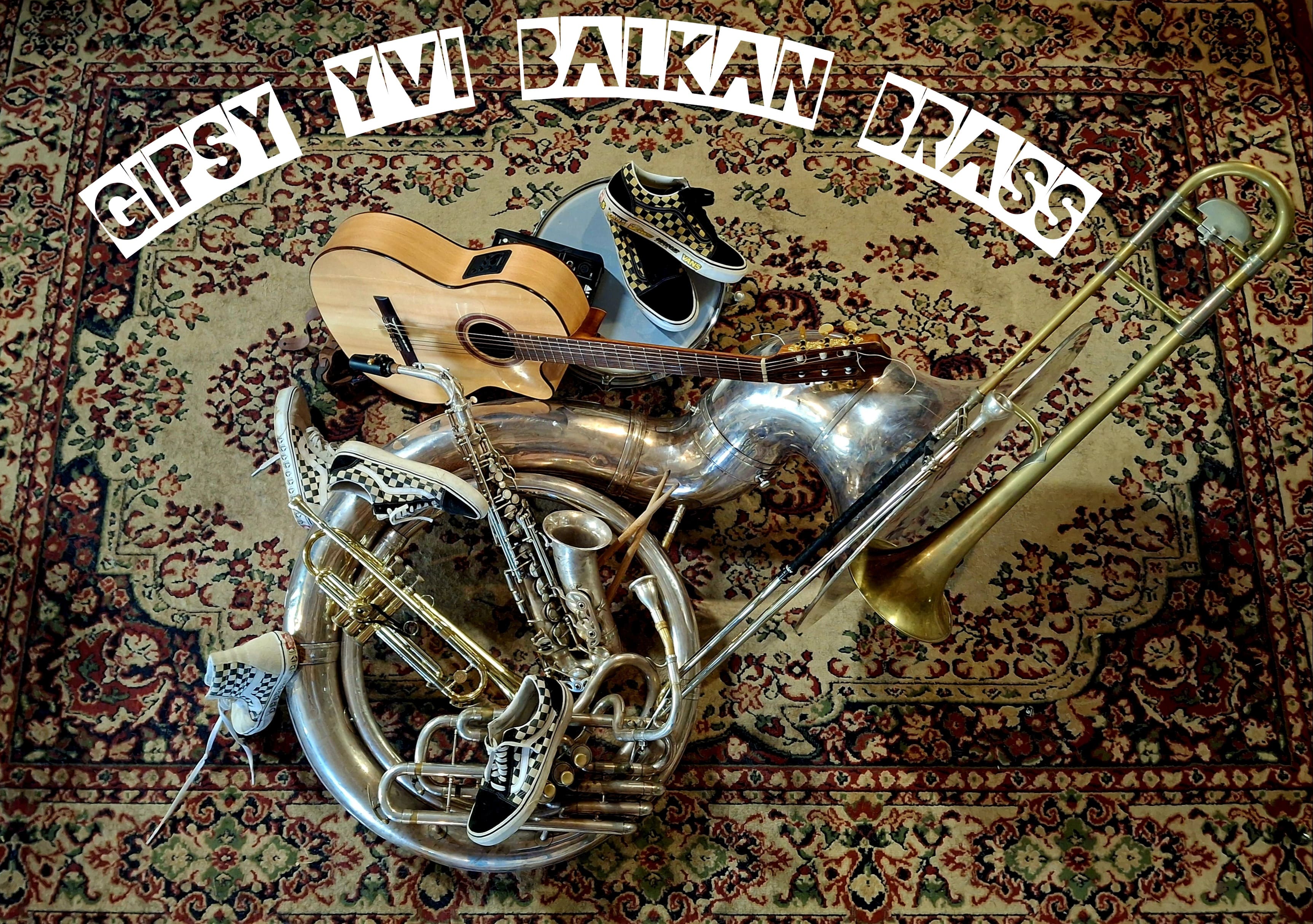Photo de Gipsy Yvi Balkan Brass (G.Y.B.B.)